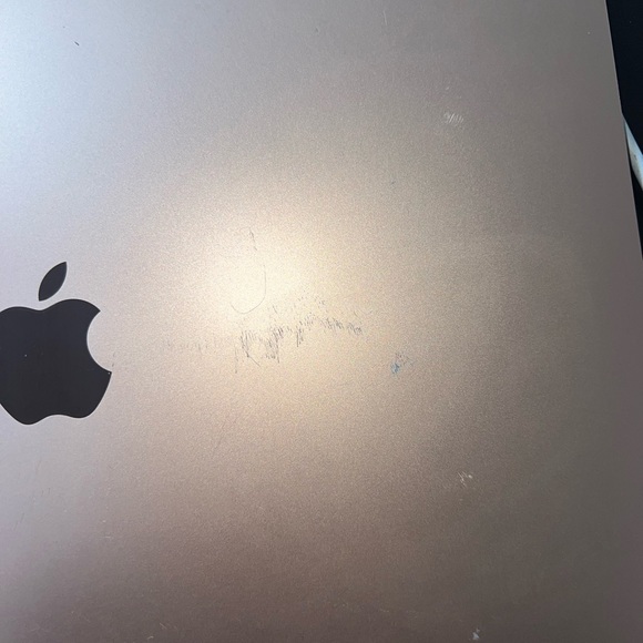 Macbook air 13” rose gold - Picture 3 of 4